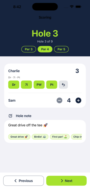 Scoring screen with club buttons and quick notes